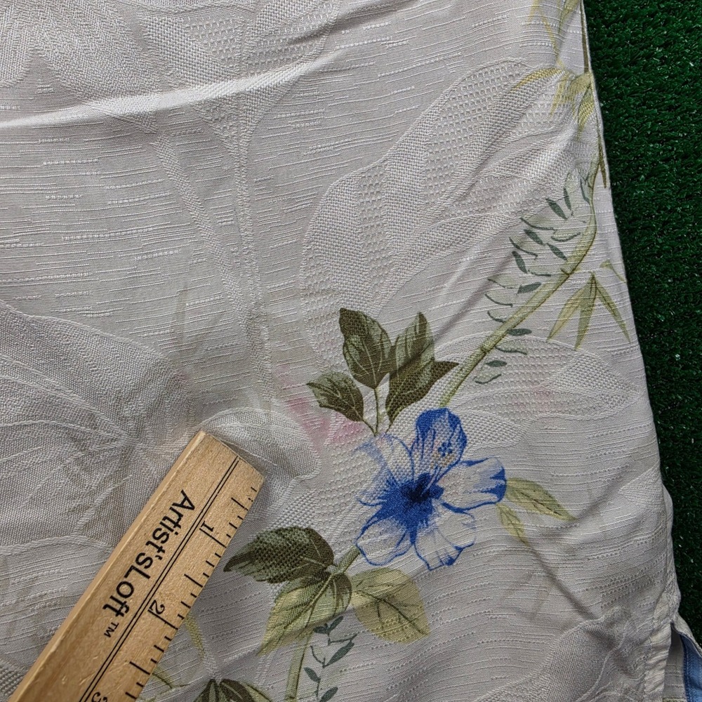 Tommy Bahama Shirt Mens XL Cream Blue 100% Silk Jacquard Floral Camp Tropical - Picture 11 of 11